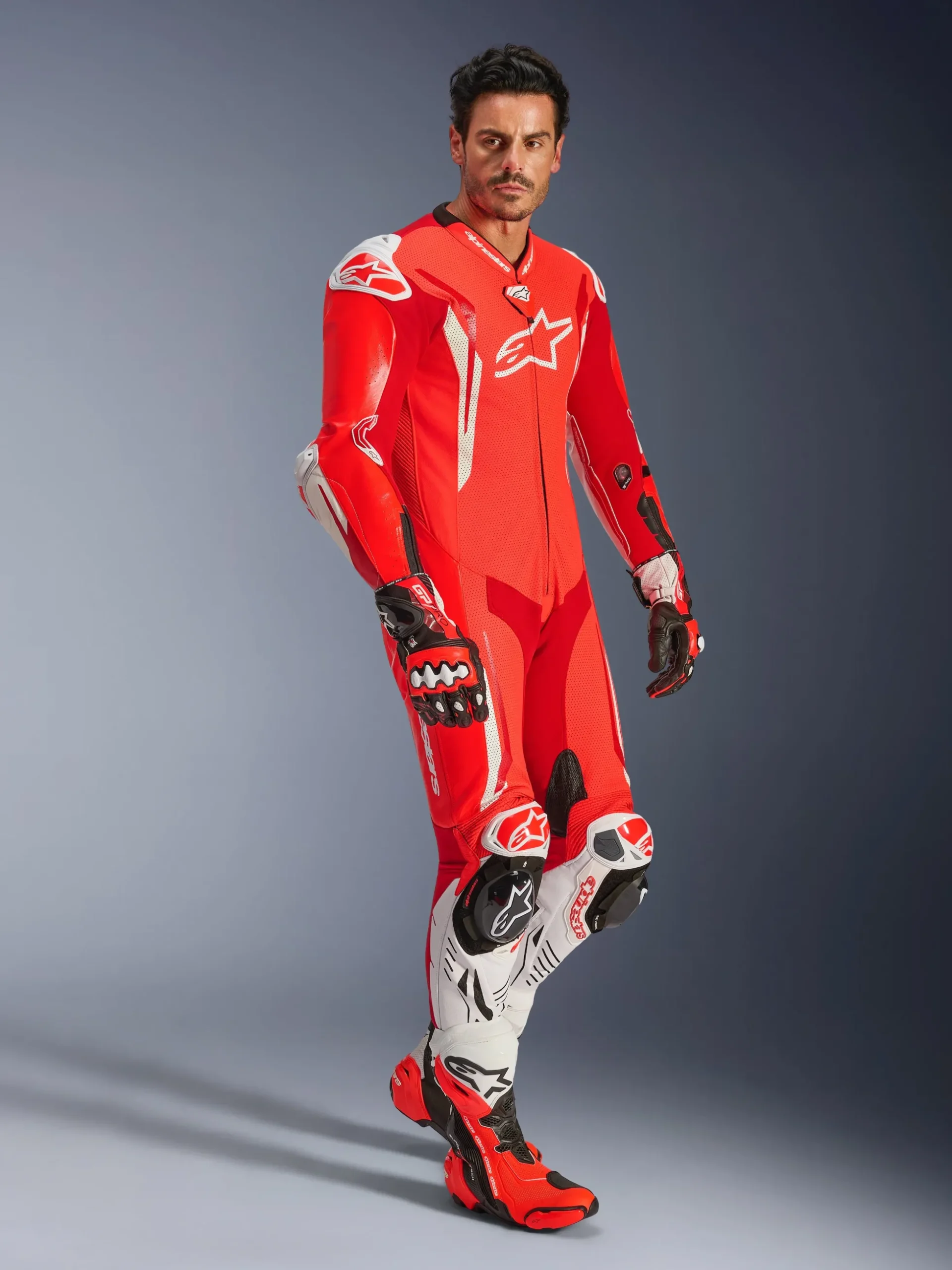 Combinaison En Cuir GP Tech V5 1 Pièce
