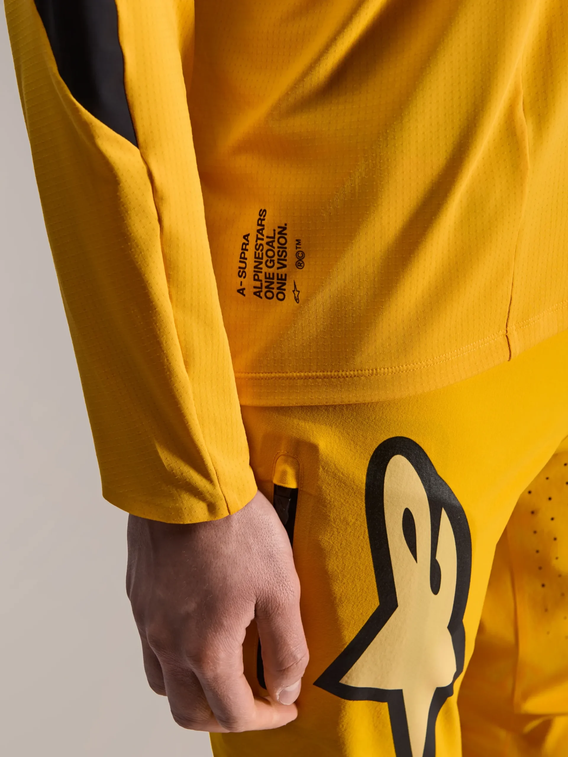 Maillot A-Supra Melt Gold Édition Limitée