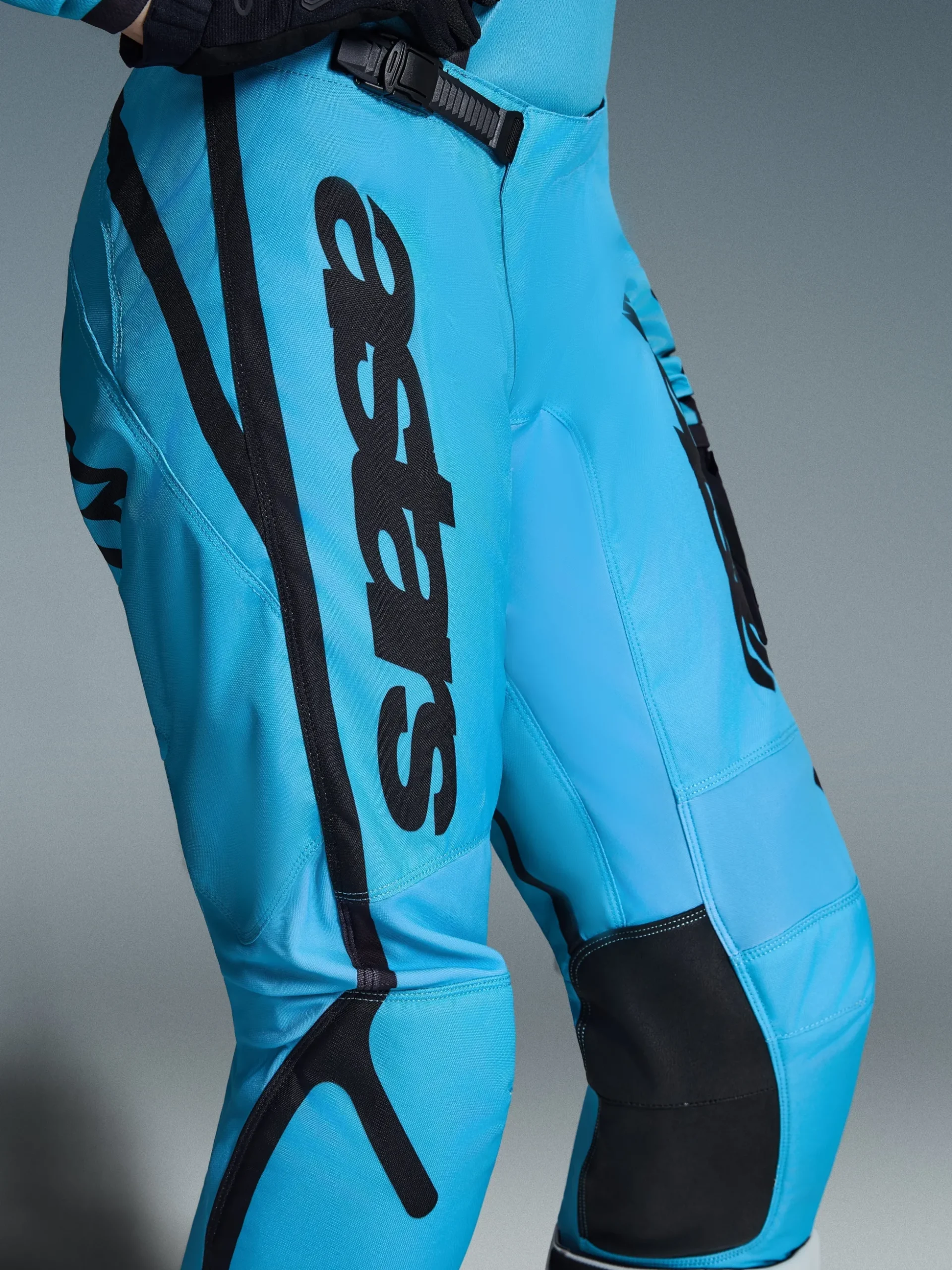 Pantalon Stella Fluid Apex 2026