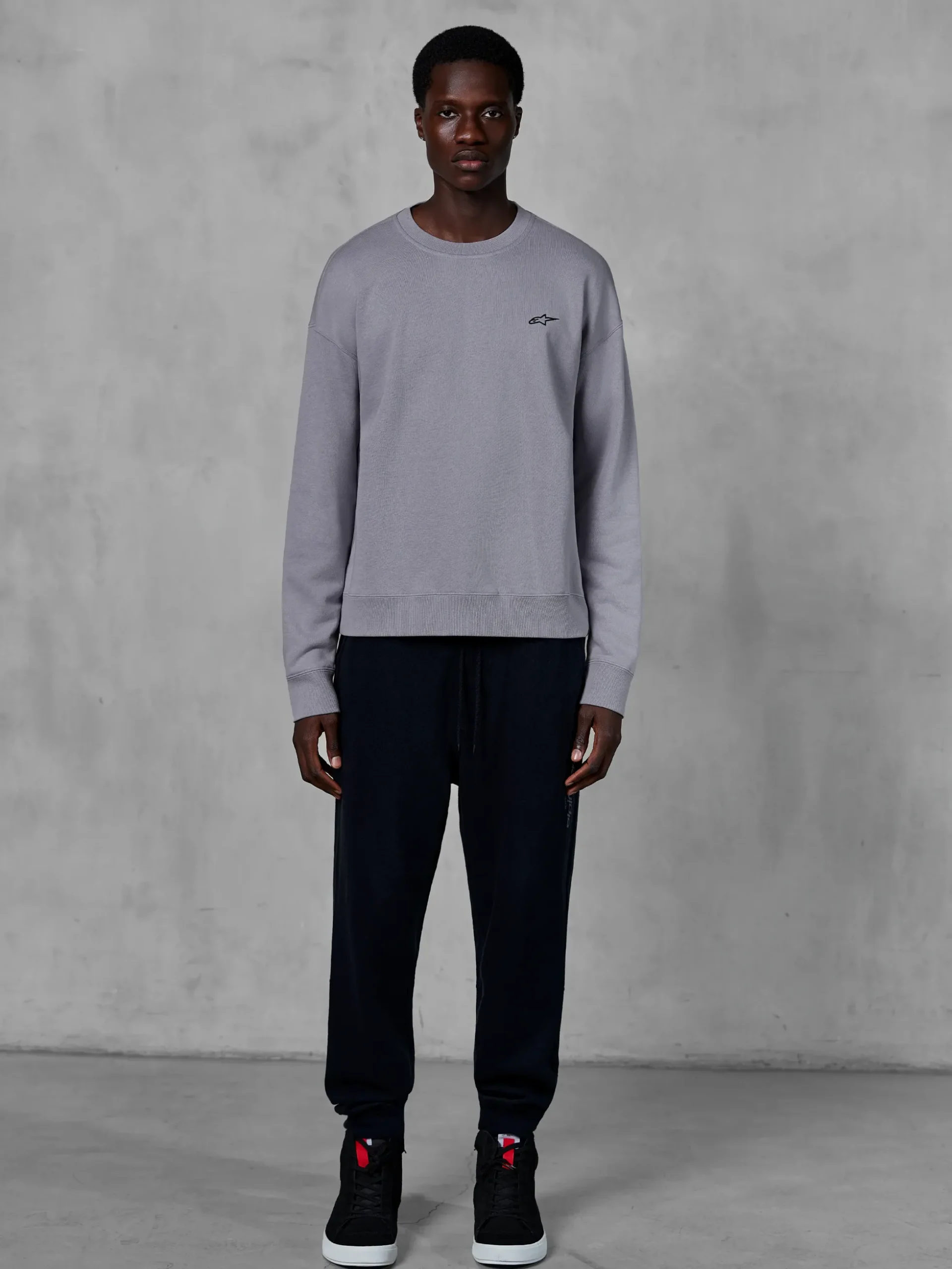 Sweat-Shirt Essentials Ageless