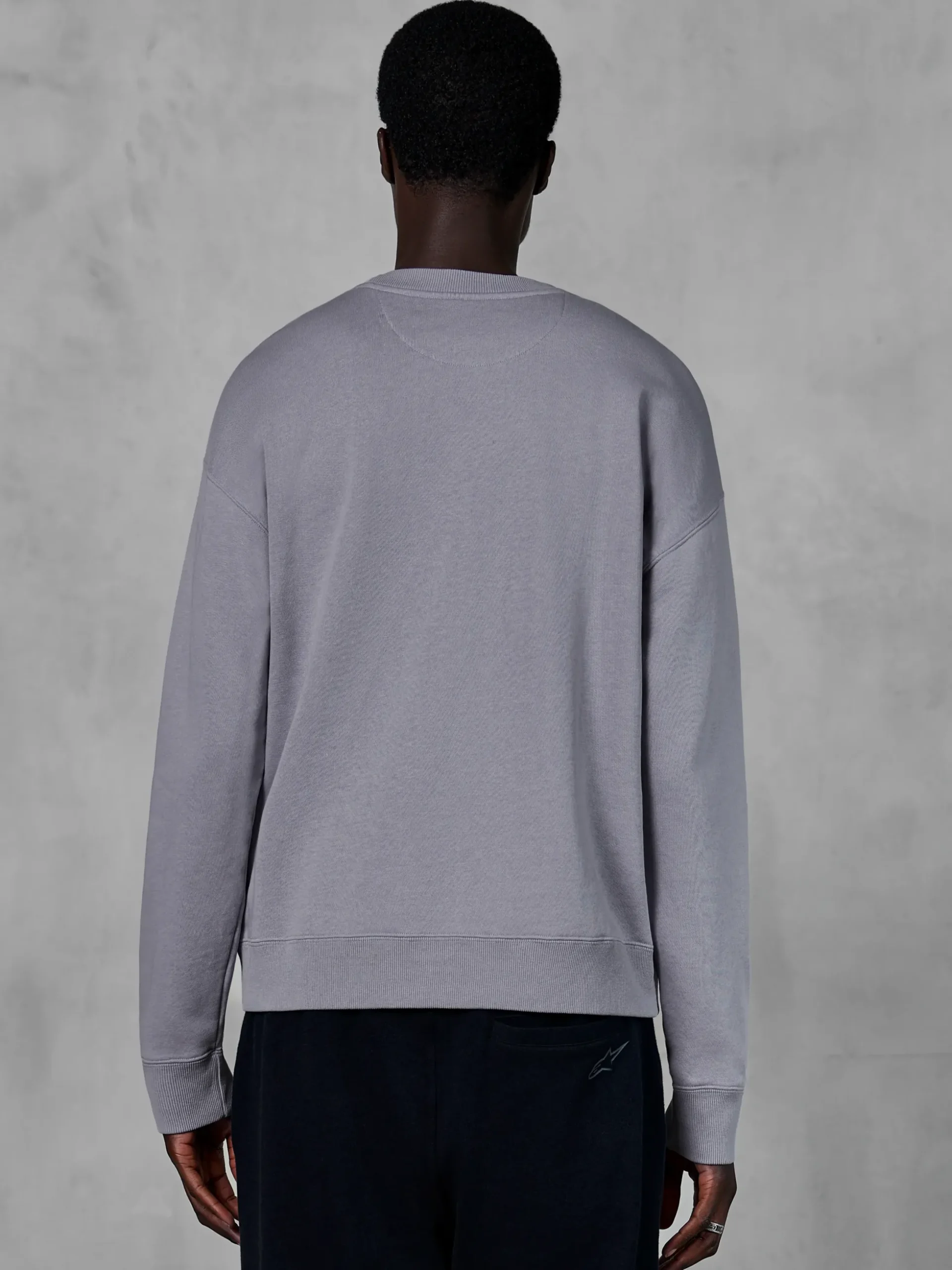 Sweat-Shirt Essentials Ageless