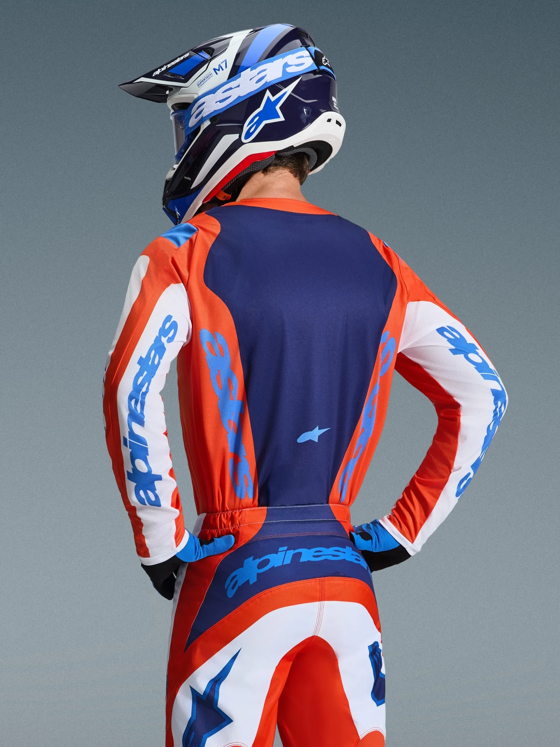 Tenue Complète Fluid Grid 2026