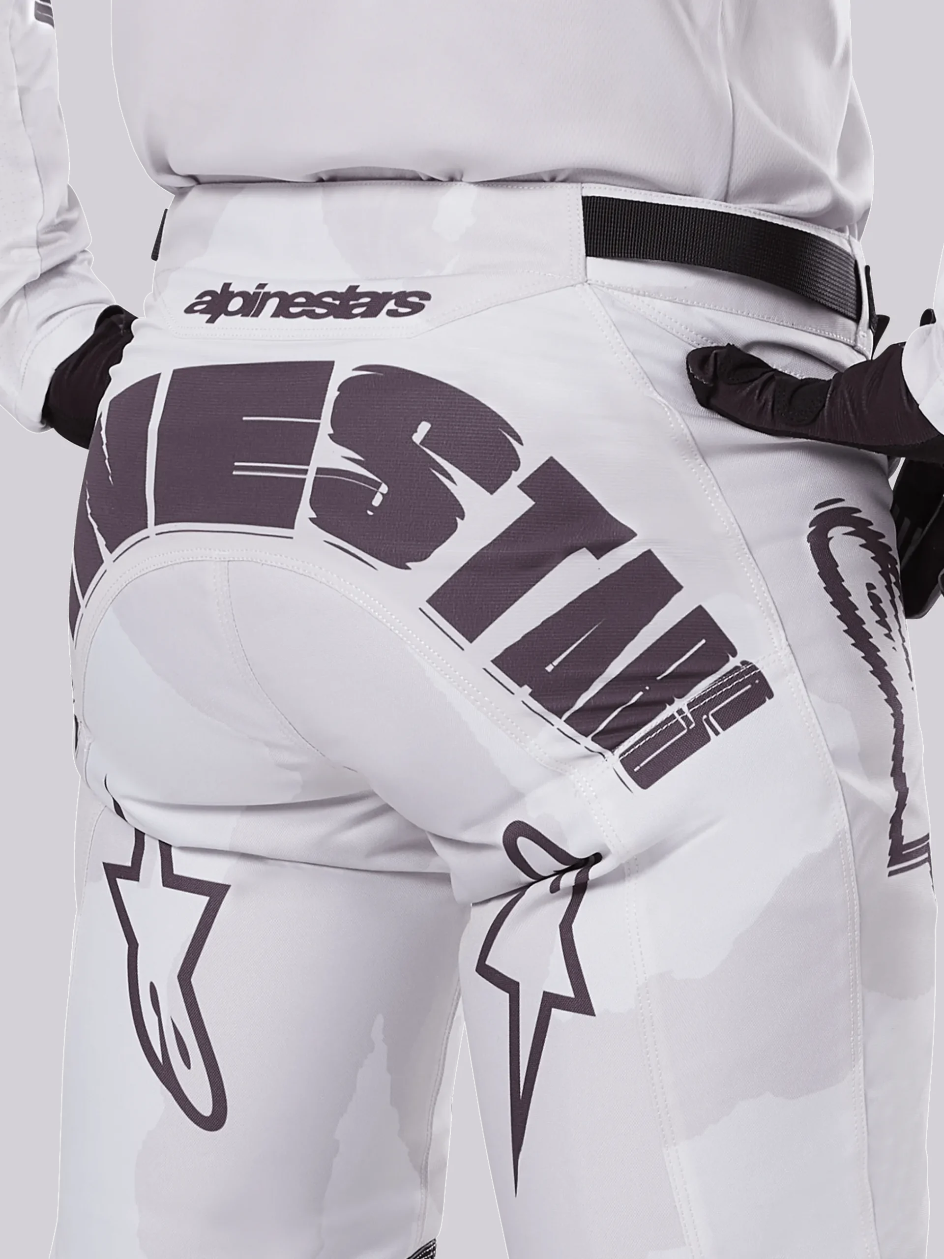 Tenue Complète Racer Hollow 2025