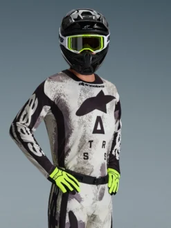 Tenue Complète Racer Lahnd 2026