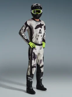 Tenue Complète Racer Lahnd 2026