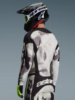 Tenue Complète Racer Lahnd 2026