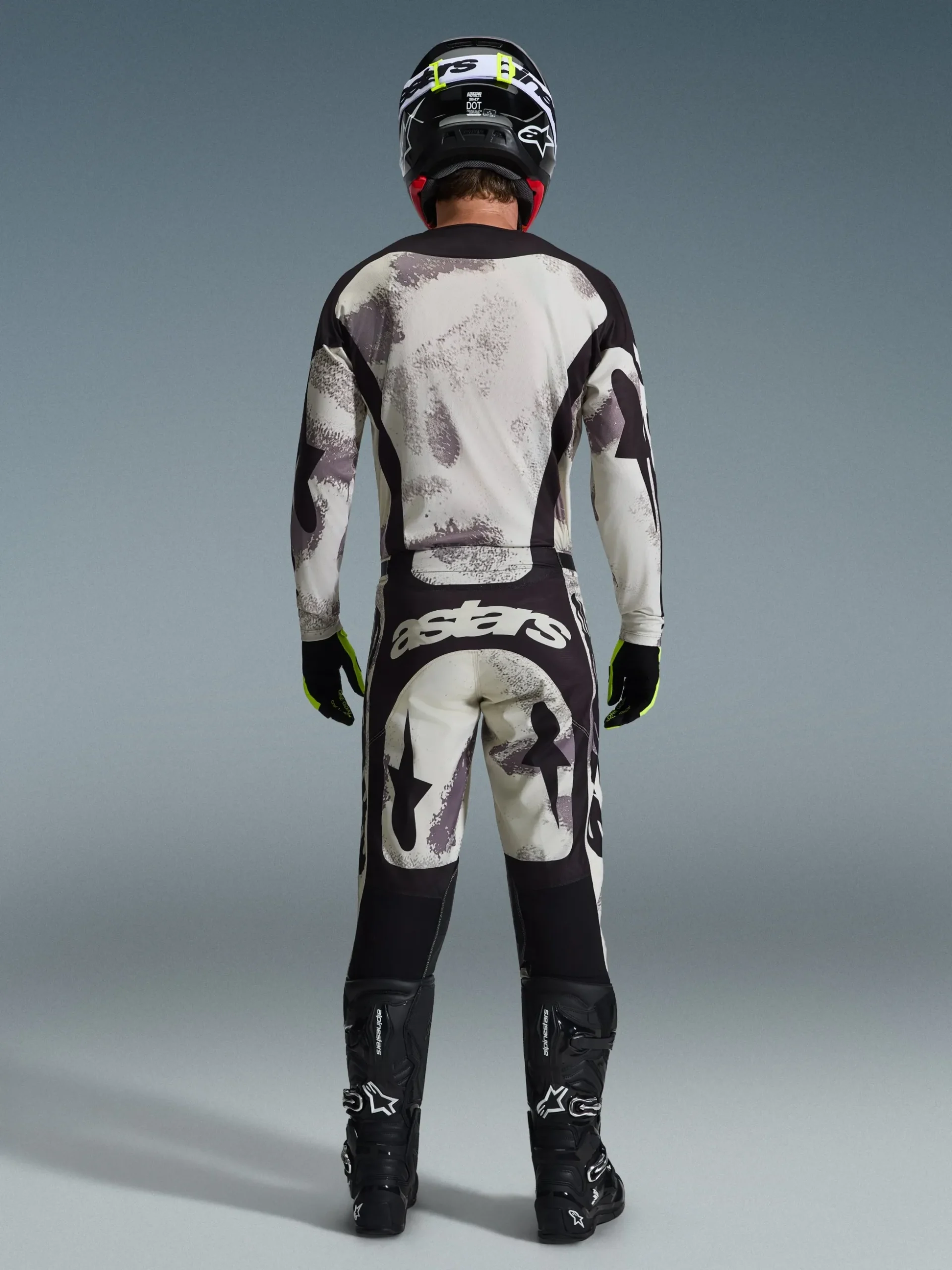 Tenue Complète Racer Lahnd 2026